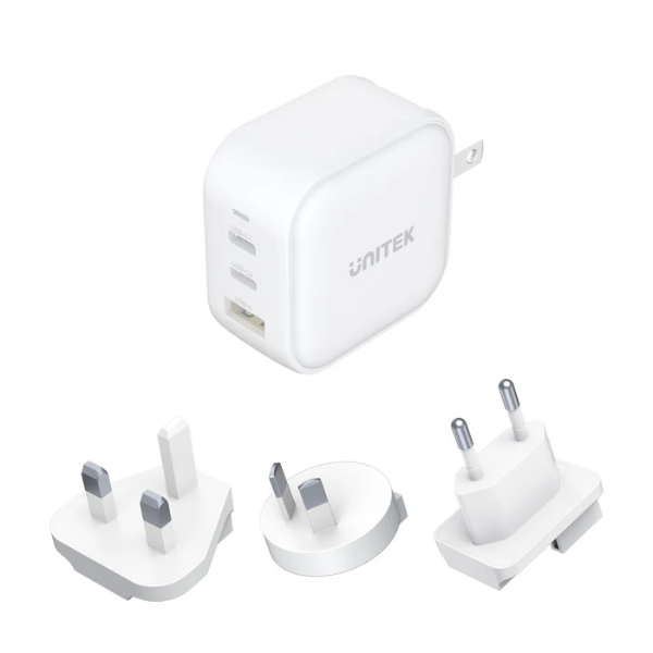 Unitek TRAVEL TRI GaN 3 Ports 66W Charger with USB PD and QC 3.0 in White (Travel Charger)
